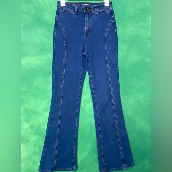 ModCloth denim bell bottoms, size 6R. Excellent condition - Picture 1 of 3
